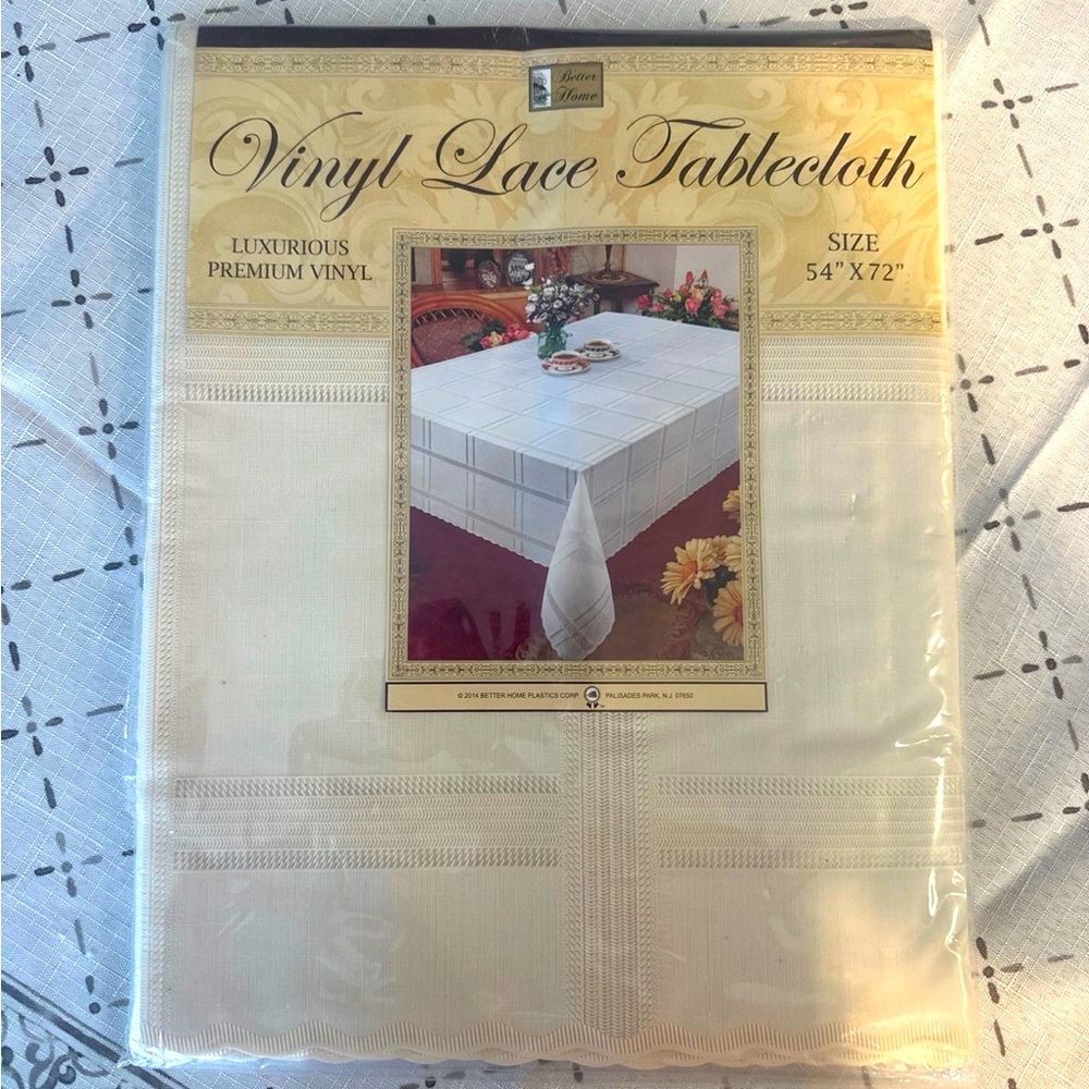 Vinyl Lace Tablecloth